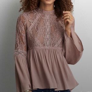 American Eagle Dusty Mauve Lace Bell Sleeve Top Sz Lg